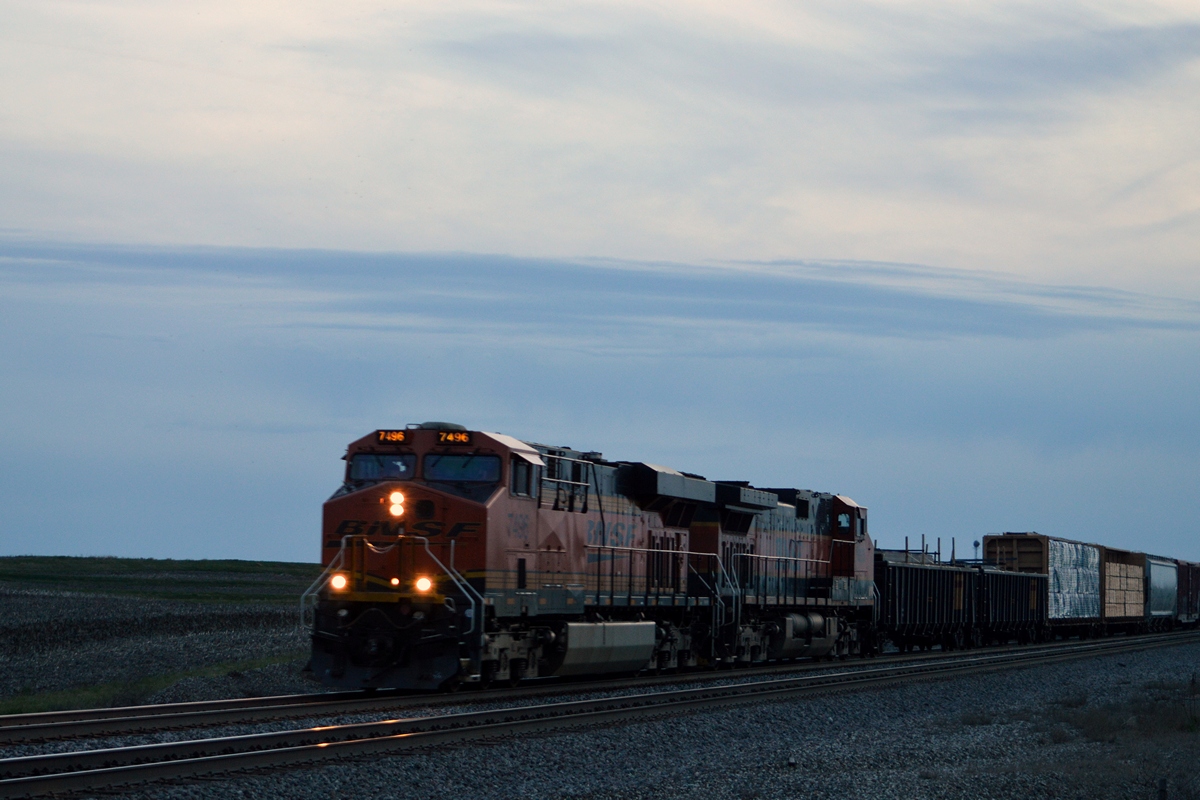 BNSF 7496